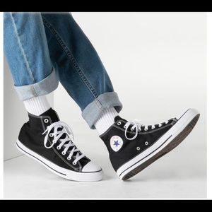 Converse Chuck Taylor All Star Hi Sneaker - Black